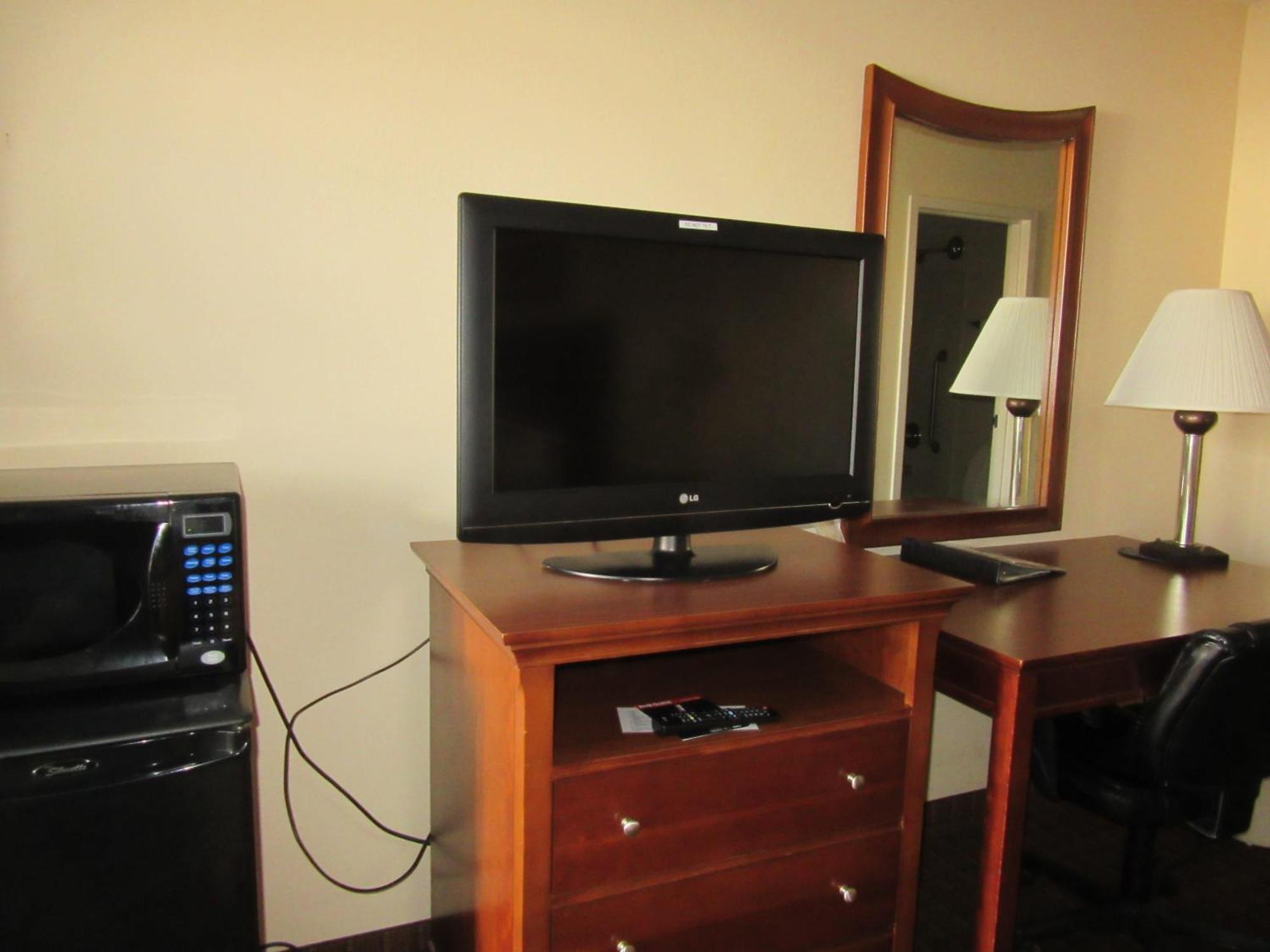 Quality Inn Fort Jackson Колумбия Номер фото