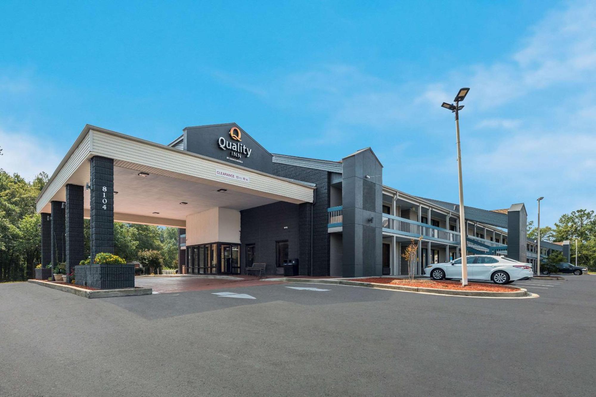 Quality Inn Fort Jackson Колумбия Экстерьер фото